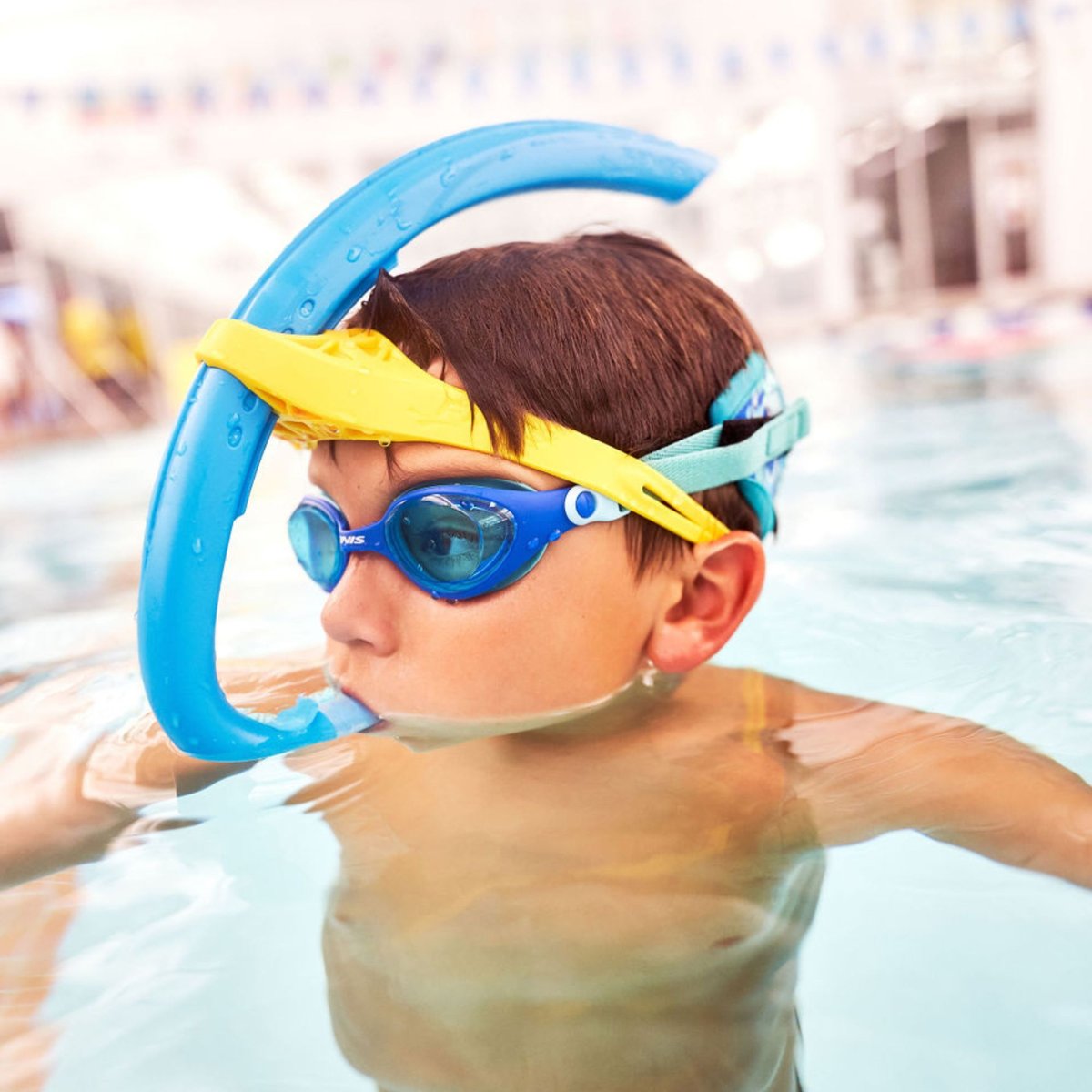 Copil cu FINIS Stability Snorkel Jr albastru