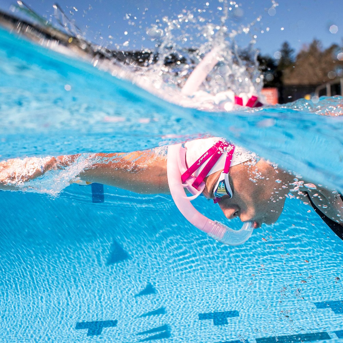 Înotătoare sub apă cu FINIS Stability Snorkel orhidee