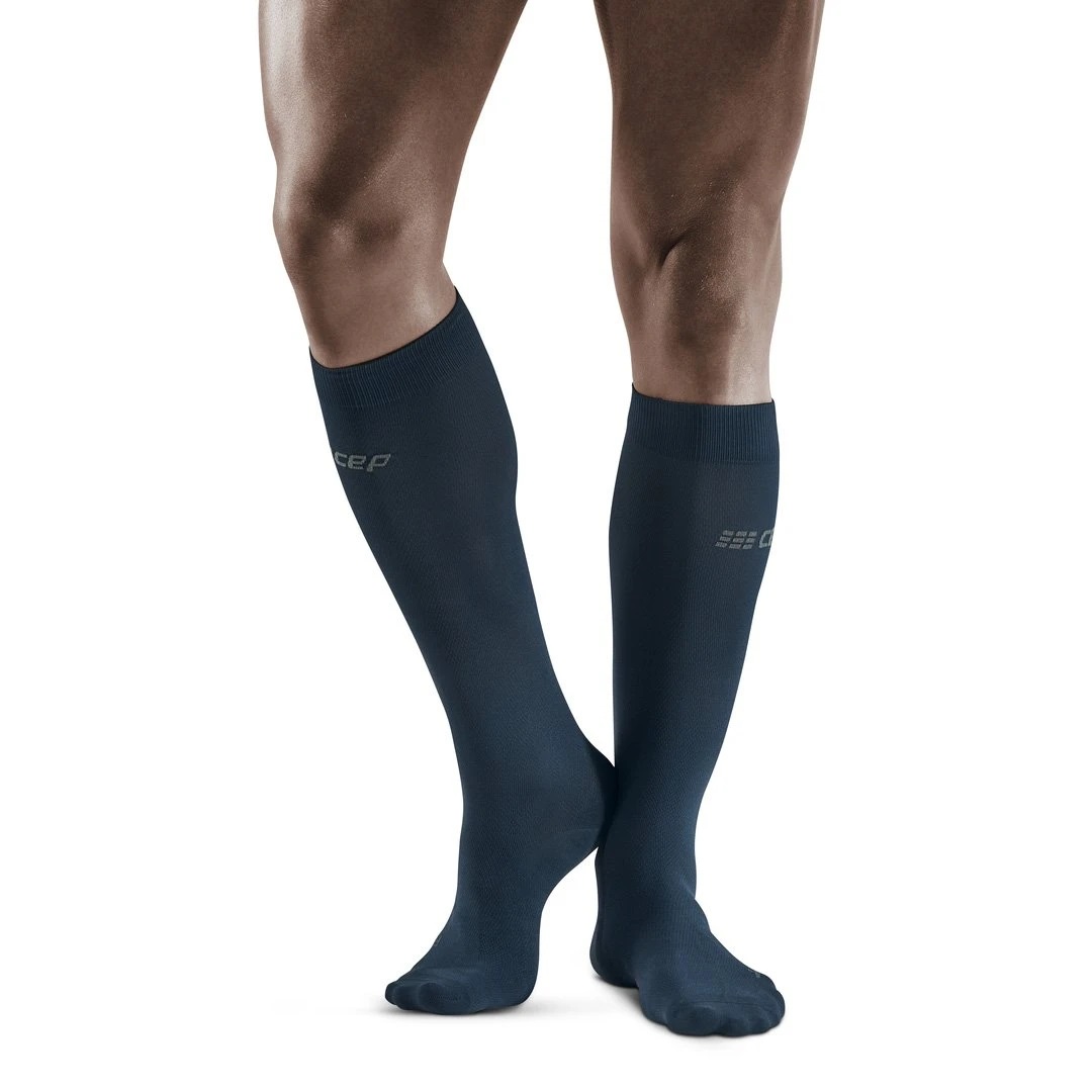 CEP - Sosete de compresie pentru barbati Business Commuter Tall Compression Socks - albastru inchis