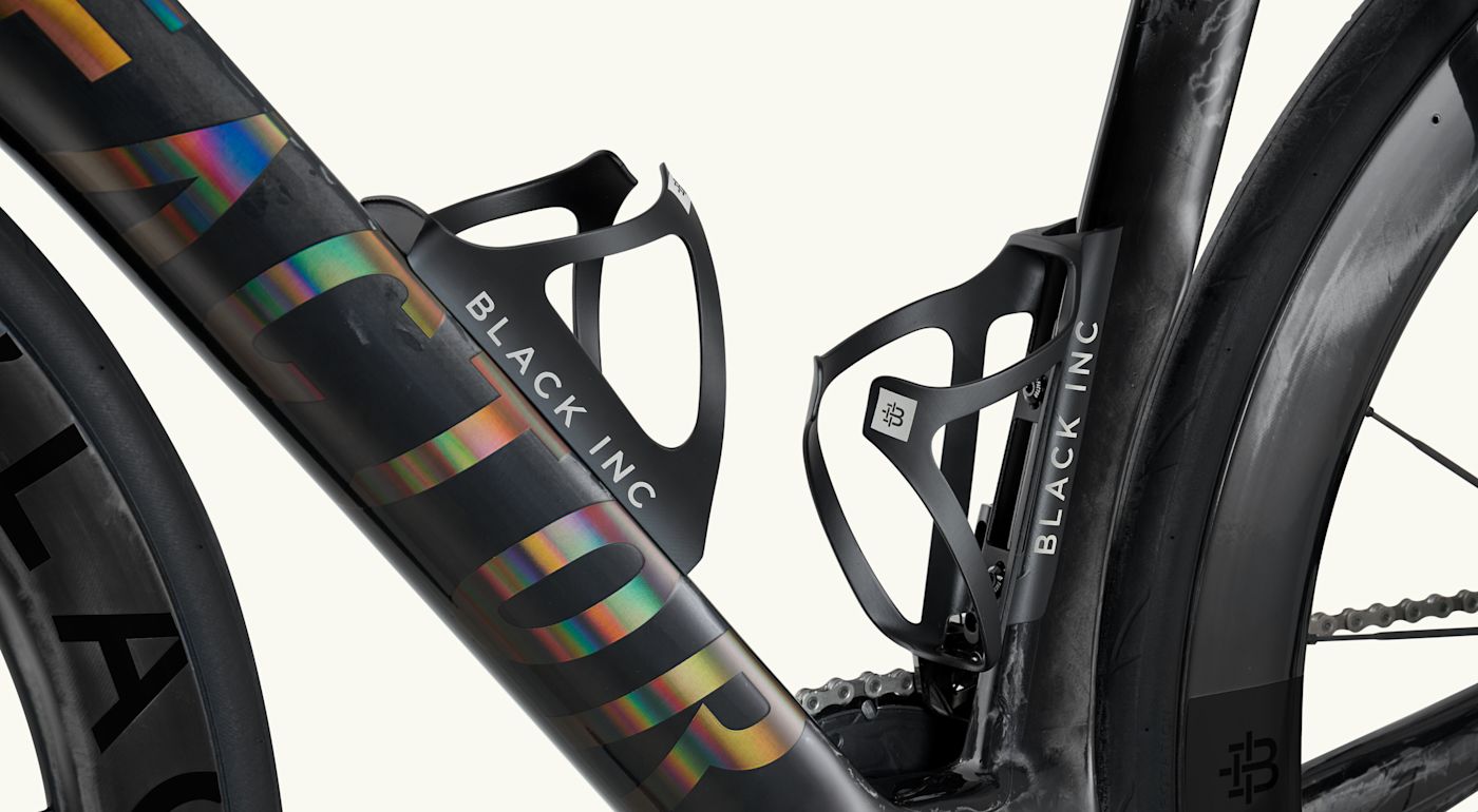 Suporturi bidon integrate Black Inc Aero
